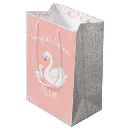 Swans Baby Showbird mit Crown Theme Peach Mittlere Geschenktüte