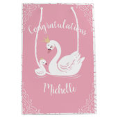 Swans Baby Showbird mit Crown Theme Pink Mittlere Geschenktüte (Vorderseite)