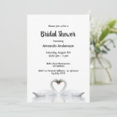 Swans Liebe Weiße Brautdusche Einladung (Stehend Vorderseite)