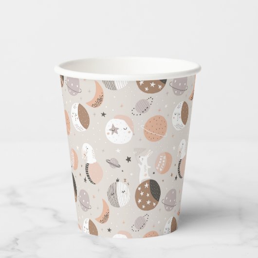 Sweat Dream Bunnies im Weltraummuster Pappbecher (Vorderseite)