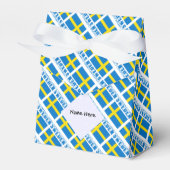 Sweden and Swedish Flag Tiled with Your Name Geschenkschachtel (Vorderseite)