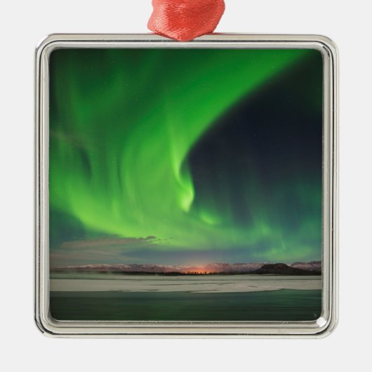 Sweep Aurora Silbernes Ornament (Vorne)