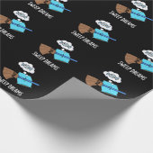 Sweep Dreams Funny Broom Pub Dark BG Geschenkpapier (Ecke)