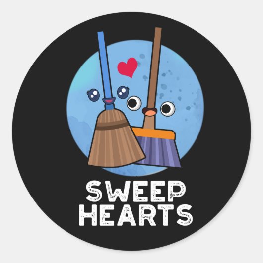 Sweep Hearts Funny Couple Pun Dark BG Runder Aufkleber (Vorderseite)