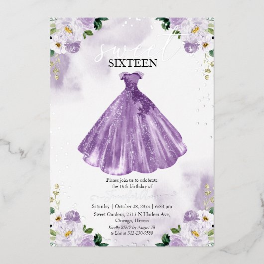 Sweet 16 Aquarell Blume Kleid Lila Silber Folieneinladung (Vorderseite)