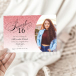 Sweet 16 Birthday Baby Pink Glitzer Glam Foto<br><div class="desc">Diese trendige Glitzer Geburtstagsfeier lädt Sie mit einer eleganten Typografie und Ihrem LieblingsFoto ein. Fügen Sie den benutzerdefinierten Text mithilfe des Vorlagenformulars hinzu. Zusätzliche Optionen für Text und Layout sind verfügbar,  wenn Sie weitere Anpassungen vornehmen möchten.</div>
