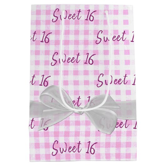 Sweet 16 Birthday Bow on Gingham Medium Geschenkta Mittlere Geschenktüte (Rückseite)