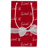Sweet 16 Birthday Bow on Red Kleine Geschenktüte (Vorderseite)