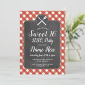 Sweet 16 Birthday Party GRILLEN Red Gingham Chalk Einladung (Stehend Vorderseite)