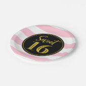 Sweet 16 Birthday Party Pink Schwarz-weiß Stripes Pappteller (Schrägansicht)