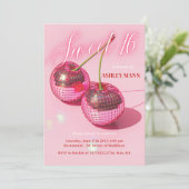 Sweet 16 Cherry Pink Discoball Geburtstag Einladun Einladung (Stehend Vorderseite)