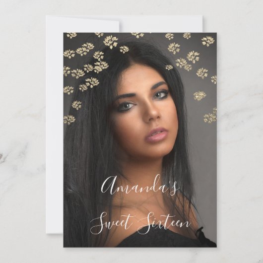 Sweet 16. Coral Blume Gold Ombre Foto Funkelnd Einladung (Vorderseite)