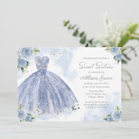 Sweet 16 Einladung Silver Foil Dusty Blue Gown (Stehend Vorderseite)