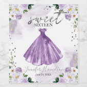 Sweet 16 Lila Blumenkleid Weinetikett (Einzelnes Label)
