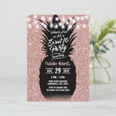 Sweet 16 Moderne Rose Gold Glitzer Ananas Einladung (Stehend Vorderseite)