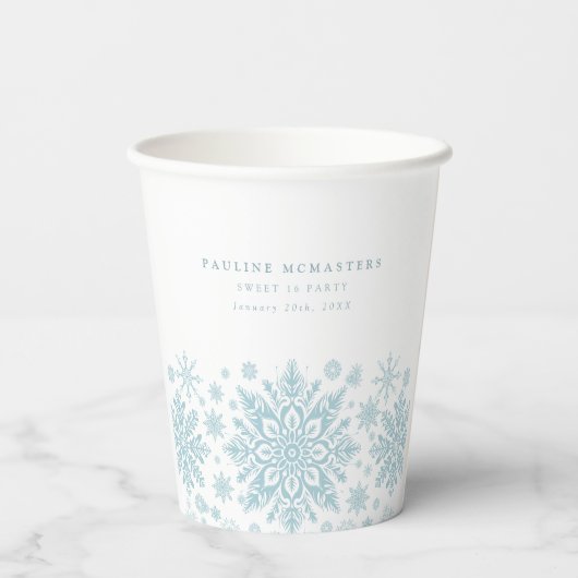 Sweet 16 Party Blue White Snowflake Custom Pappbecher (Rückseite)