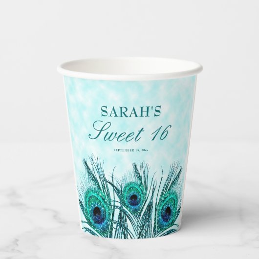 Sweet 16 Peacock Feathers Blue Aquamariner Glitzer Pappbecher (Rückseite)