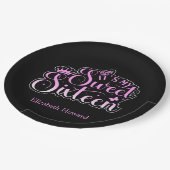 Sweet 16 Personalisiert Pappteller (Schrägansicht)