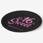 Sweet 16 Personalisiert Pappteller (Schrägansicht)