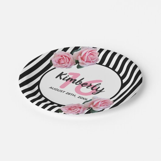 Sweet 16 rosa schwarze Streifen Pappteller (Schrägansicht)