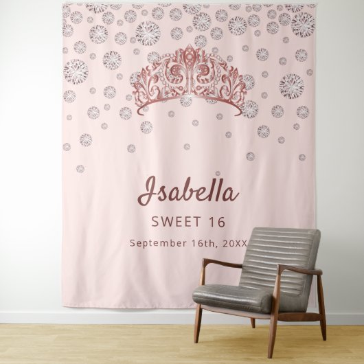 Sweet 16 Rose Goldtiara-Krone Rosa Monogramm Wandteppich (Beispiel)