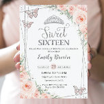 Sweet 16 Sechzehn Blush Pink Floral Silber Geburts Einladung<br><div class="desc">Personalisieren Sie diese hübsche Sweet 16 Birthday Einladung mit eigener Formulierung einfach und schnell,  einfach auf den Knopf Anpassen,  um den Stil und die Platzierung des Textes weiter zu ordnen und zu formatieren. Passende Artikel im Shop erhältlich! c) Das glückliche Cat Studio</div>