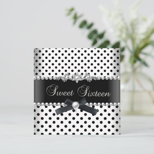Sweet 16 Sechzehn Schwarzer Spot Silver White Einladung (Stehend Vorderseite)