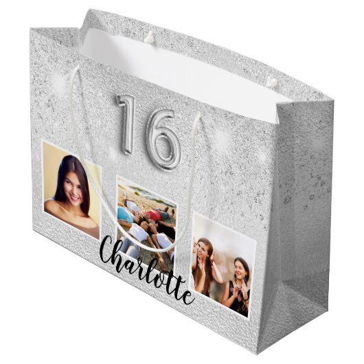Sweet 16 silber Glitzer Foto Monogramm Große Geschenktüte (Rückseite Schrägansicht)