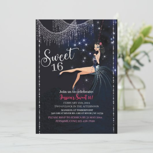 Sweet 16 Swing Girl With Silver Disco Glitter Einladung (Stehend Vorderseite)