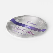 Sweet 16 Winter Wonderland Schneeflocken Silber Pappteller (Schrägansicht)