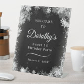 Sweet 16 Winter Wonderland Snowflake Willkommen Sockelschild (In Situ)