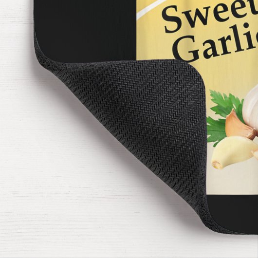 Sweet & Sy Garlic Pepper Condiment Sce Group M Mousepad (Ecke)