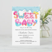 Sweet Baby Boy ist unterwegs Einladung (Stehend Vorderseite)
