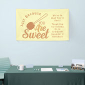 Sweet Bee Birthday Sign Rustic Party Banner (Messeveranstaltung)
