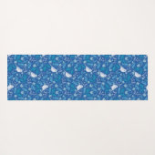 Sweet Bird Blue Botanical Pattern Monogram Yogamatte (Rückseite (Horizontal))