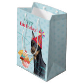 Sweet Birthday Doberman Medium Geschenktasche Mittlere Geschenktüte (Rückseite Schrägansicht)