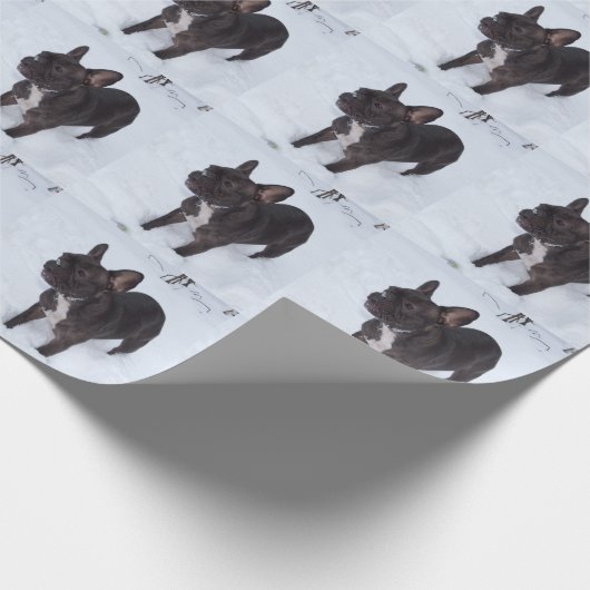Sweet Black Bulldog Likes Snow Geschenkpapier (Ecke)