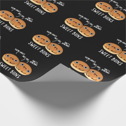 Sweet Buns Funny Baking Puppe Dark BG Geschenkpapier (Ecke)