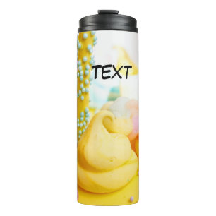 Sweet cake marshmallow lollipop bright yellow blue thermosbecher