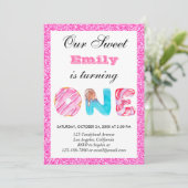 Sweet Candy Hot Pink Glitzer Erster Geburtstag Einladung (Stehend Vorderseite)