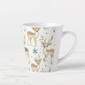 Sweet Deer Blue Christmas Snowflakes Milchtasse (Rechts)