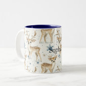 Sweet Deer Blue Christmas Snowflakes Zweifarbige Tasse (Vorderseite Links)