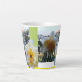 Sweet Desire Daffodils Design Latte Tasse (Vorderseite)