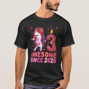 Sweet Donut Phantastisch seit 2020 Dabbing Unicorn T-Shirt