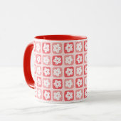 Sweet Dot Petals Rosa Hintergrund Tasse (Vorderseite Links)