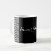 Sweet Dreams - MUG Schwarz-Weiß Kaffeetasse (Vorderseite Links)