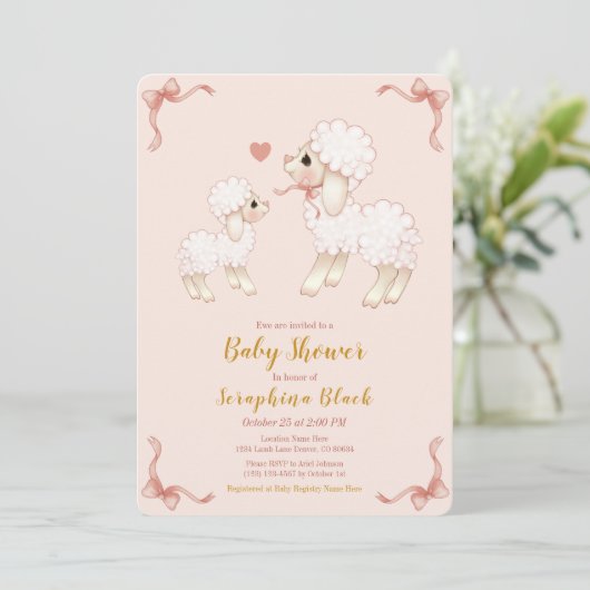 Sweet Girly Pink Lamb Baby Dusche Einladung (Stehend Vorderseite)