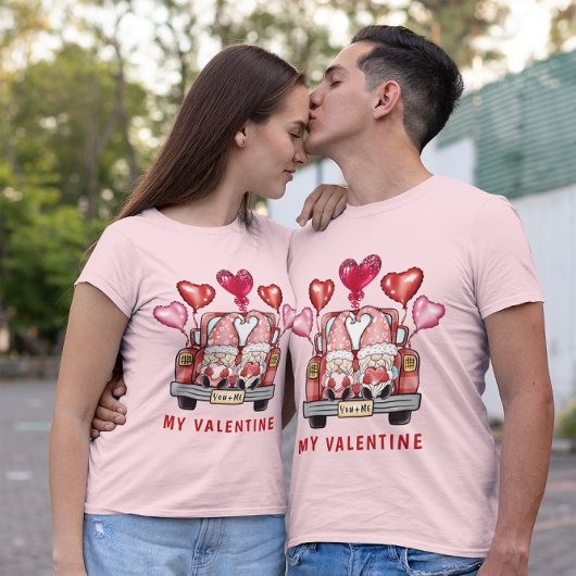 Sweet Gnome Couple in Truck Mein Valentine Unisex T-Shirt