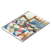 Sweet Gray Cat Sleeping on a Quilt Notizblock (Linke Seite)