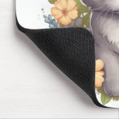 Sweet Gray Kitten mit Blume Kawaii Chibi Mousepad (Ecke)
